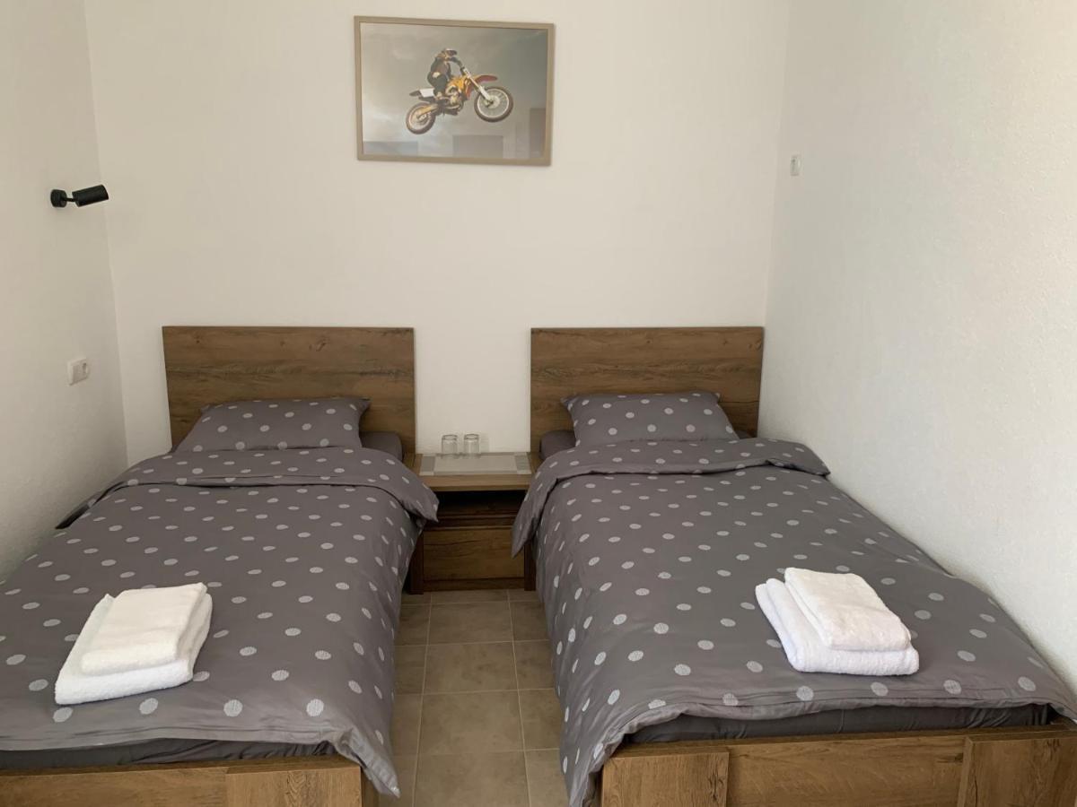 Zig Zag Hotel Kamjanyi Potoki Kültér fotó