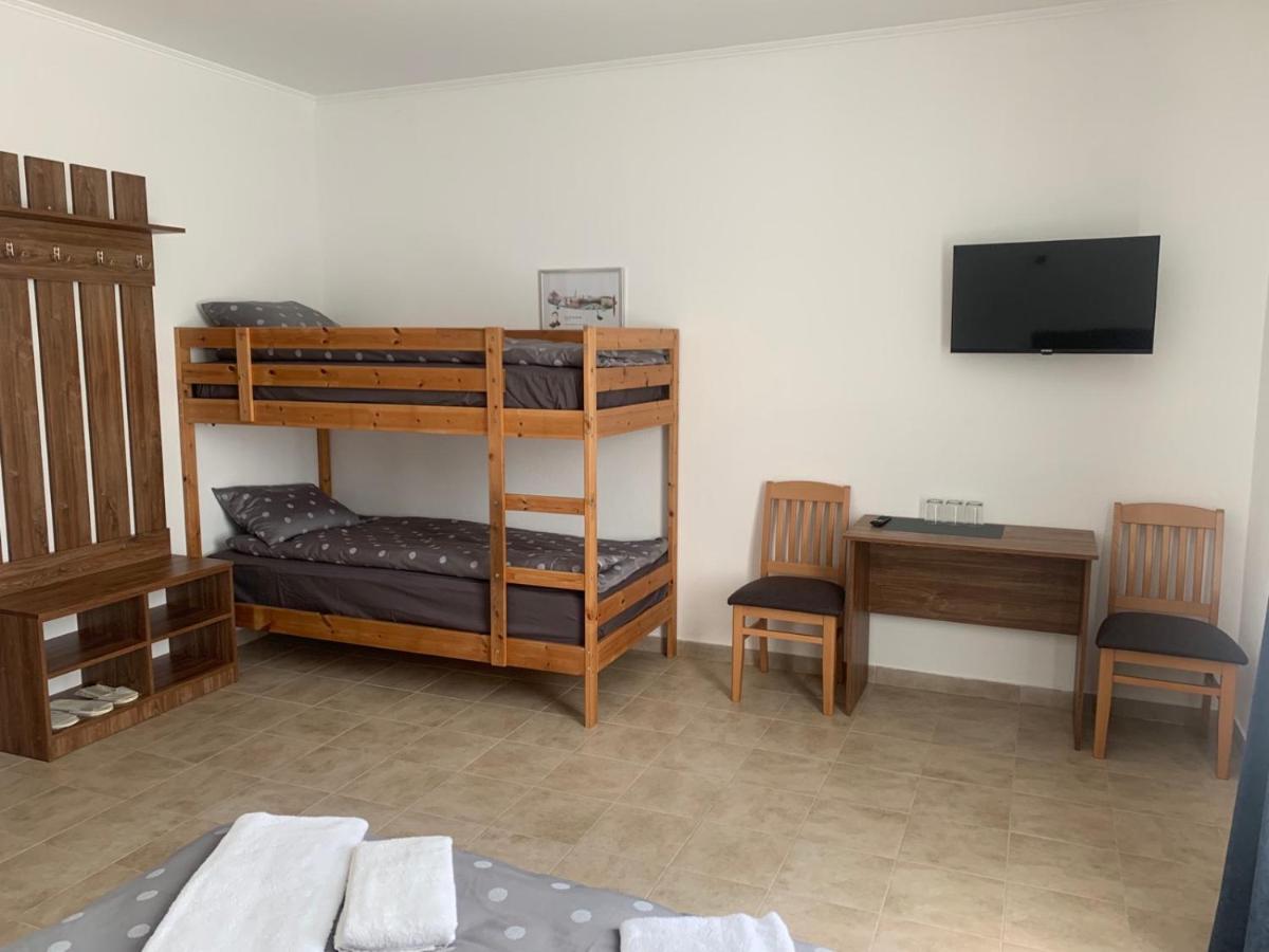 Zig Zag Hotel Kamjanyi Potoki Kültér fotó