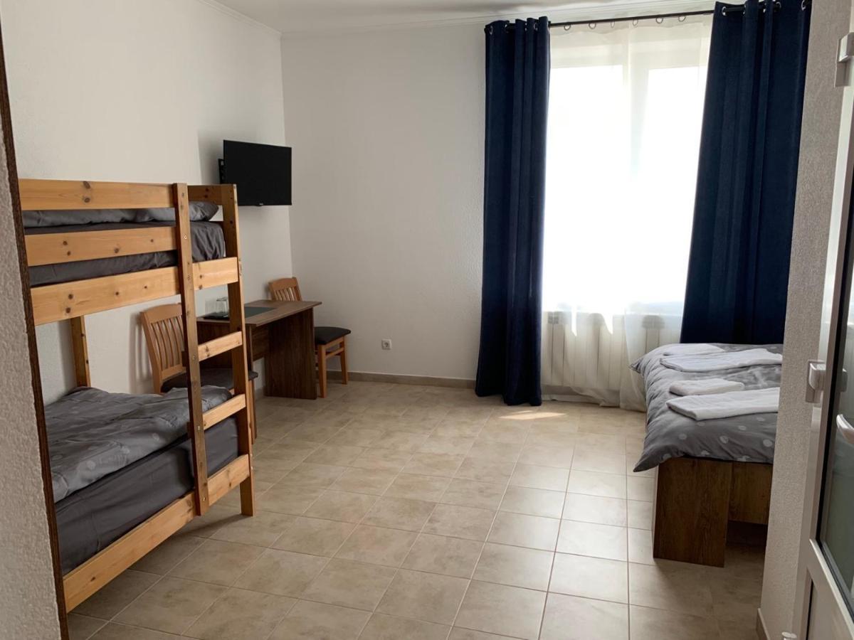 Zig Zag Hotel Kamjanyi Potoki Kültér fotó