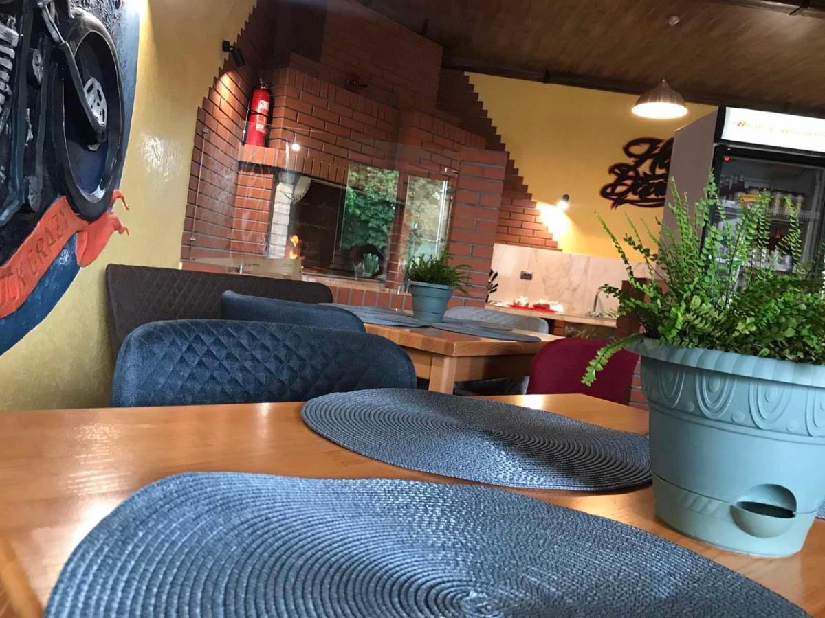 Zig Zag Hotel Kamjanyi Potoki Kültér fotó