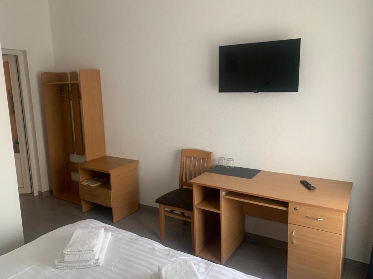 Zig Zag Hotel Kamjanyi Potoki Kültér fotó